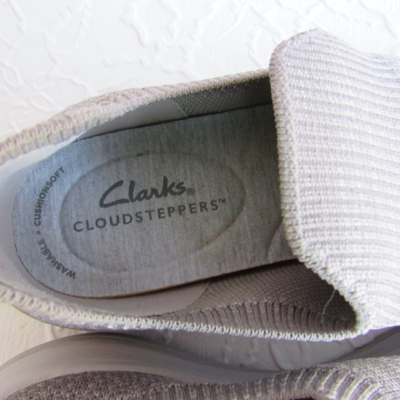 Clarks Cloudsteppers Shoes 8.5 Slip on Clean Inside Gray - Picture 9 of 9